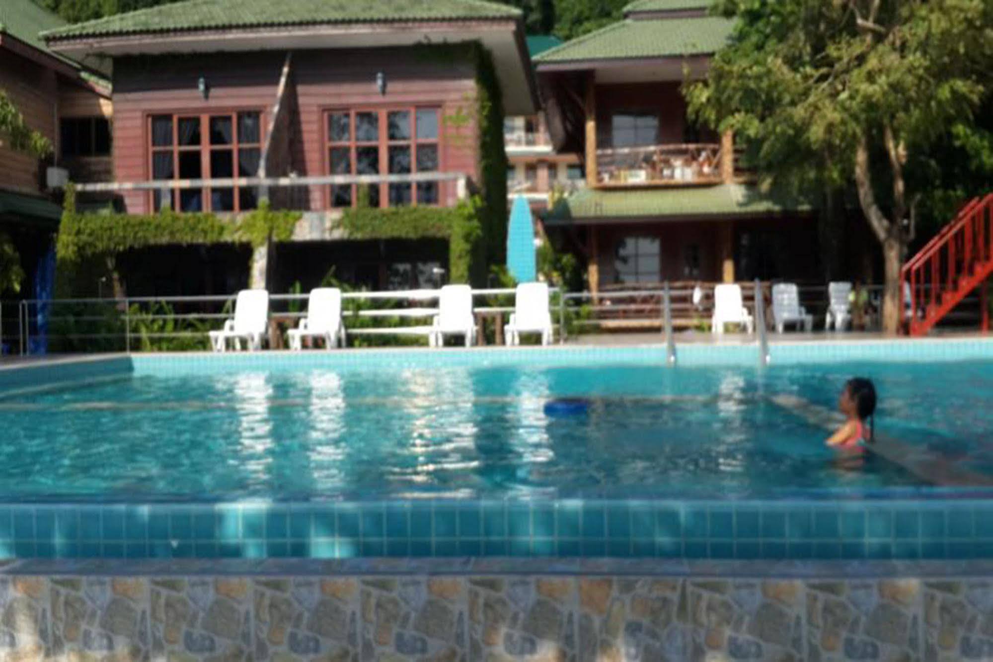 Buffalo Bill Hotel Koh Chang Exterior photo